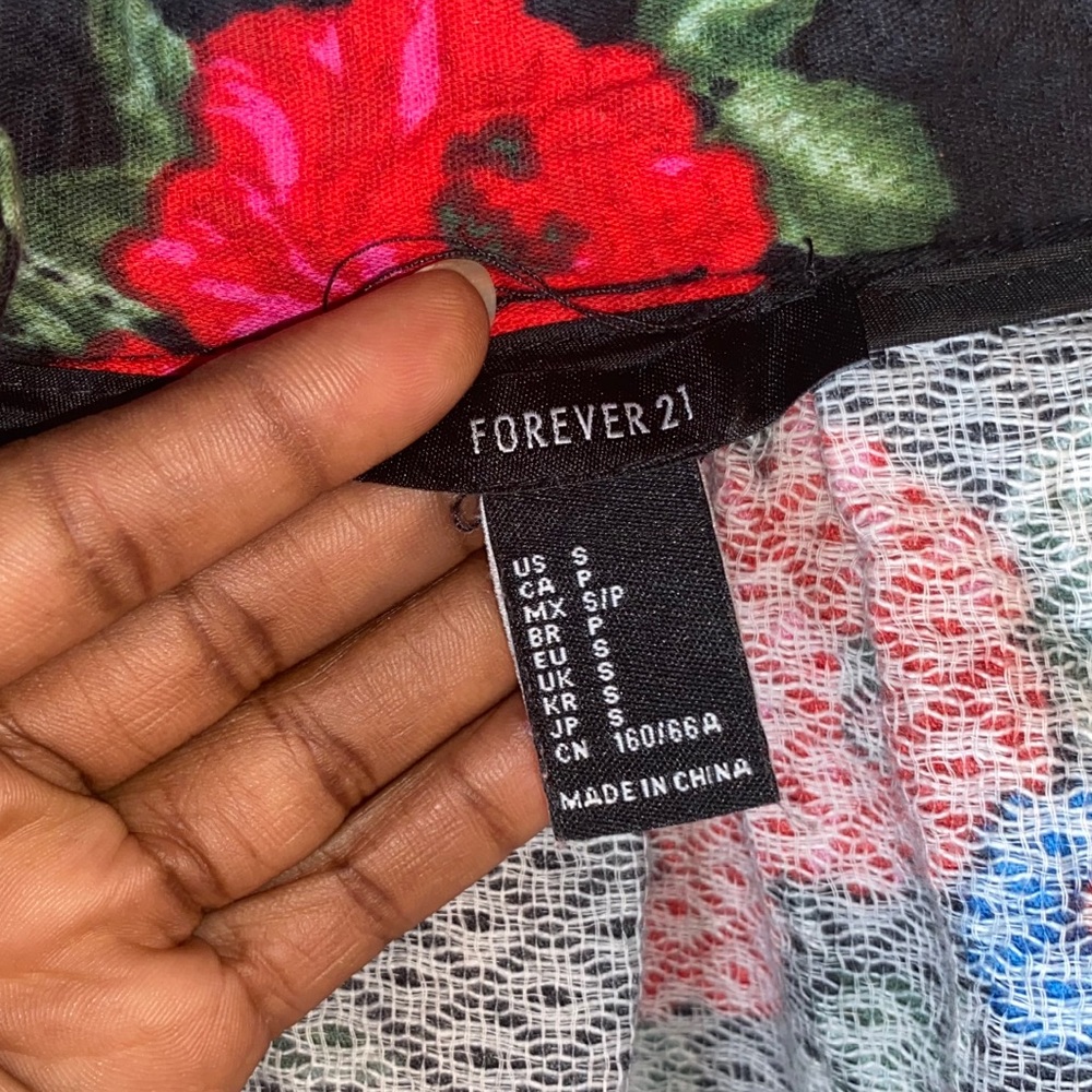 💙❤️💚🖤Forever21 Black Red & Blue Mini Skirt - Picture 5 of 12